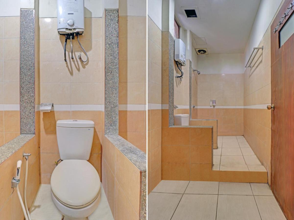 Capital O 90407 Wisma Bahtera Hotel Чиребон Екстер'єр фото
